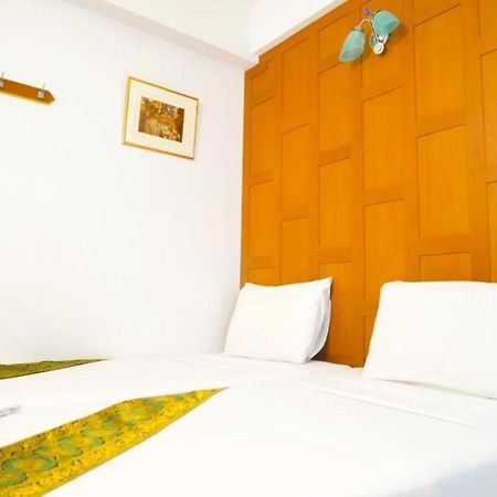 New Siam Guest House Bangkok Exterior photo