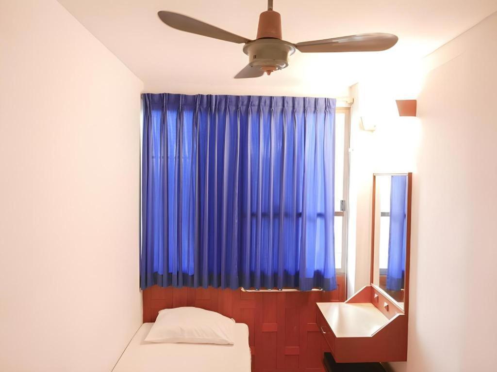 New Siam Guest House Bangkok Exterior photo