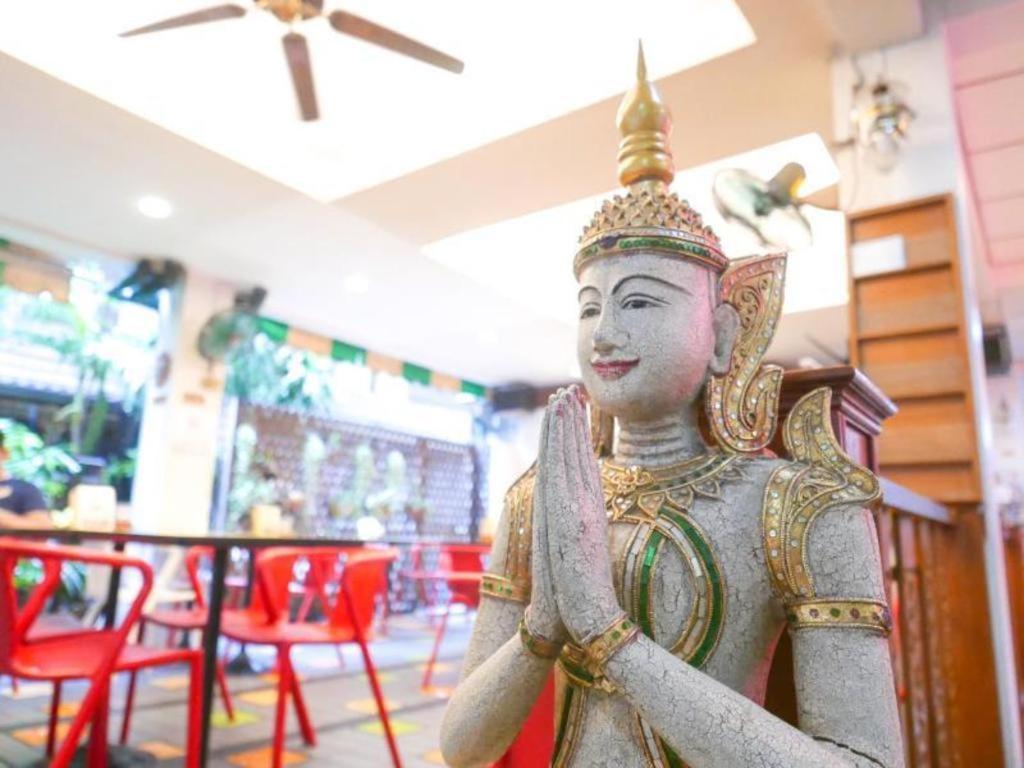 New Siam Guest House Bangkok Exterior photo