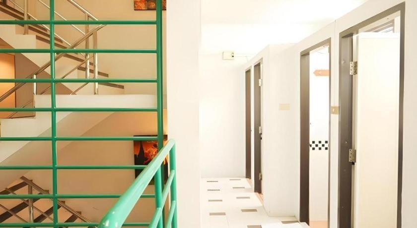 New Siam Guest House Bangkok Exterior photo